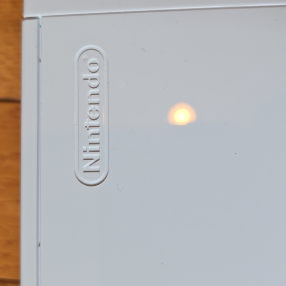 Nintendo Wii + 3 Wii Games Wii Sport Resorts, Just Dance 2014 & 2015. NO REMOTES - Picture 3 of 16